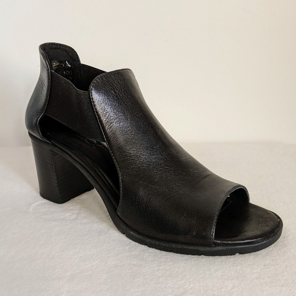 THE FLEXX Sandal Leather Open Toe Elastic Side Strap Block Heel Black 9.5 NIB - Picture 7 of 16